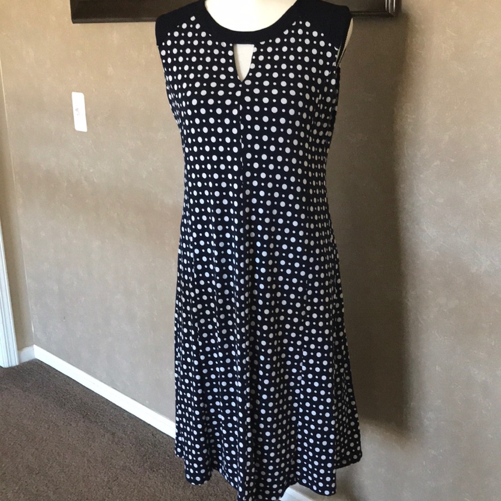 Jones New York Polka Dot Sleeveless Dress